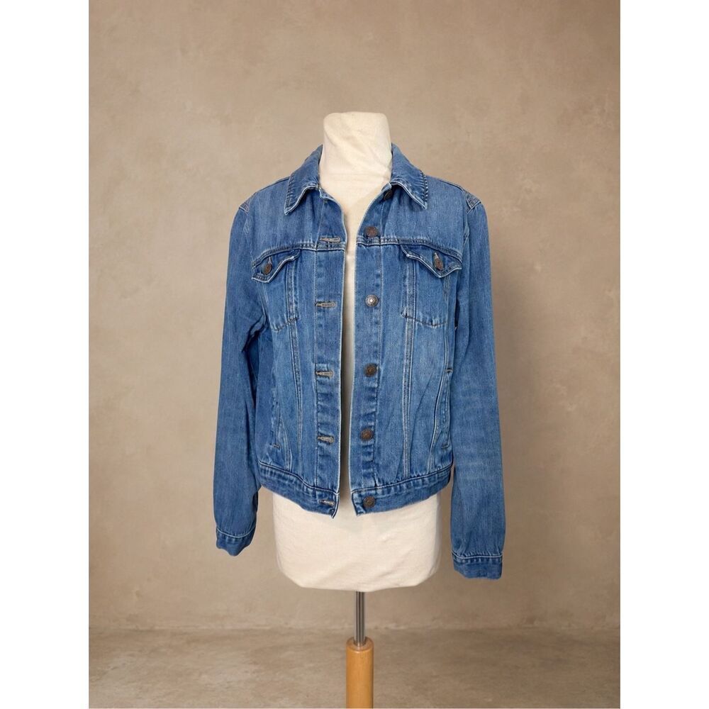 Forever 21 Sz M Blue Denim Jacket Cropped Trucker Style